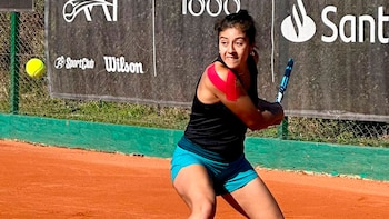 Dana Guzmán inicia con triunfo su camino en el W35 de Southaven tras vencer a la japonesa Kayo Nishimura