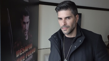 El actor colombiano contó que una persona lo sustrajo de un banco mientras su madre firmaba un cheque - credito @juanpablollano/Instagram