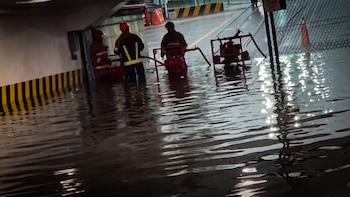 Lluvias inundan la Cámara de Diputados y reavivan problemas de drenaje en San Lázaro