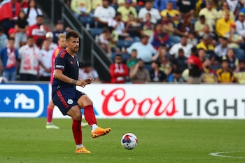 Gastón Giménez erró un penal