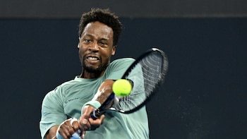 Monfils vence a Bergs y