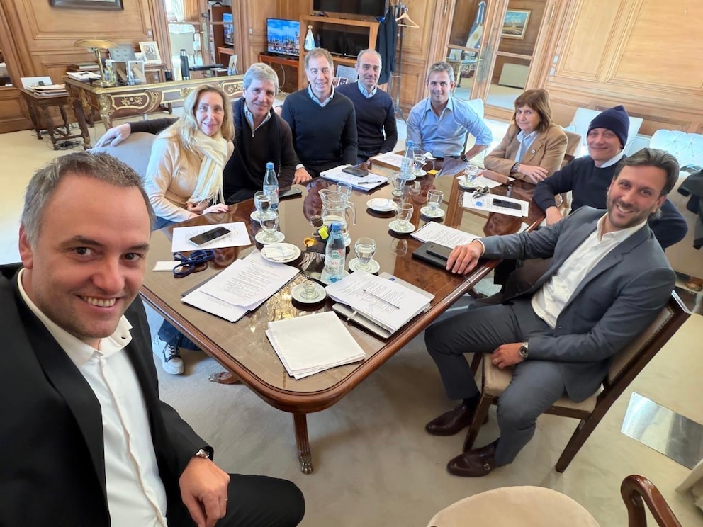 El Gobierno redefine su estrategia con las provincias y ajusta su hoja de ruta política hacia 2027
