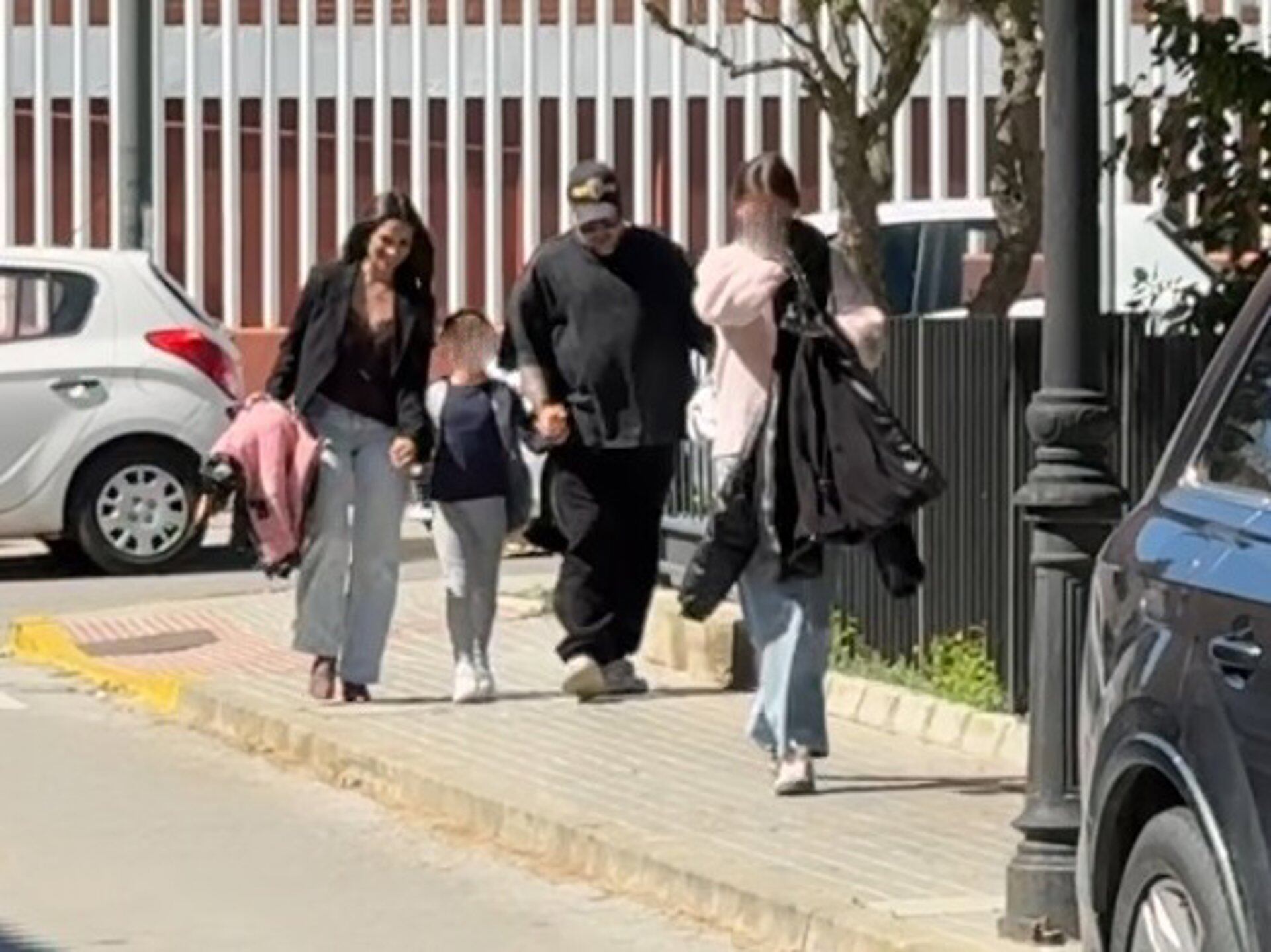 Las imágenes más familiares de Lola García con la hija de Kiko Rivera que  no harán ninguna gracia a Irene Rosales - Infobae