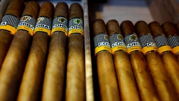 La Aduana cubana decomisa más de 500 cajas de puros en el aeropuerto de La Habana