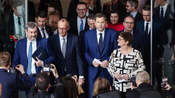 Dirigentes socialdemócratas alemanes defienden su