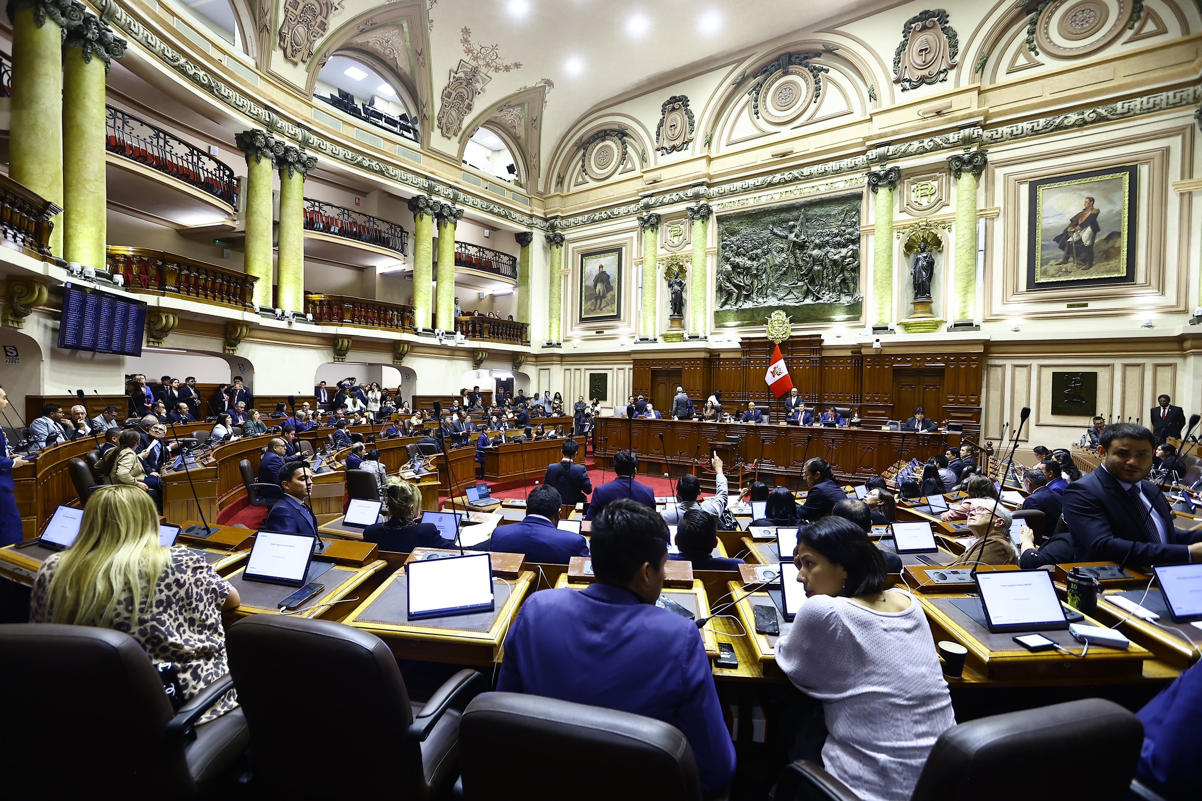 Diputados ratifican presencialidad obligatoria en pleno y comisiones: solo cuatro excepciones permitirán conexión remota
