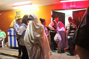 En los prostíbulos El Trocadero