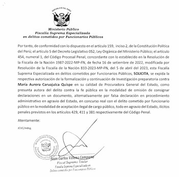 Documento oficial impreso con el escudo de Perú, firmado por el fiscal supremo Juan Carlos Villena Campana