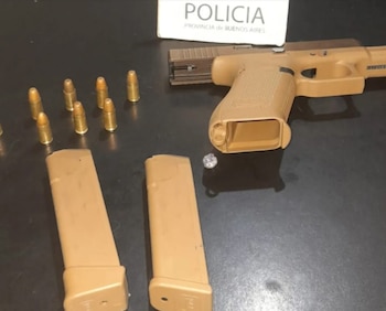 La pistola semiautomática Glock secuestrada