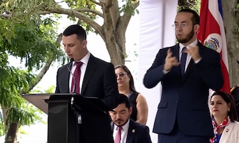 La presidenta respondió durante su intervención al alcalde de San José, Diego Miranda, y dijo que no compartía sus afirmaciones porque estaban “llenas de desconocimiento”. Crédito: Captura video Presidencia de la República