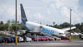 Confirman que los cinco muertos en el despiste del avión de Amazon en Miami eran hispanos