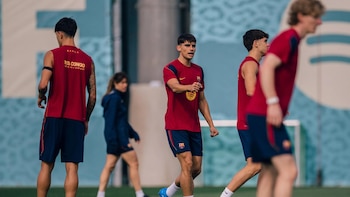 Gerard Martín entrena con el grupo y Koundé sigue siendo duda en el Barça antes del Clásico