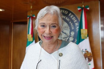 Rindió protesta como diputada el