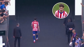 El detrás de escena del gesto de Julián Álvarez tras ser hostigado por los hinchas del Atlético de Madrid: “Final de una tarde triste”