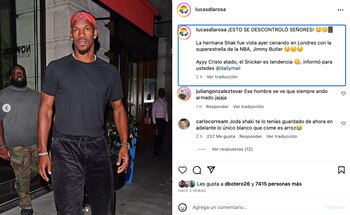 Jimmy Buttler saliendo de un