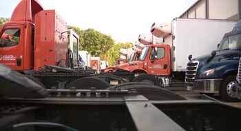 El Atlanta Community Food Bank absorbe el costo adicional del diésel para mantener la distribución de comida en Georgia (Captura de video)