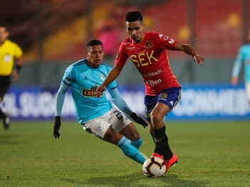 Luis Pavez (d) de Unión