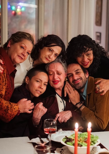 Lejos de esperar para reanudar grabaciones, el elenco de La eterna adolescente se adentró en ensayos, laboratorios e improvisaciones para construir los universos de sus personajes y los lazos de una familia rota por una pérdida aún no resuelta. (Foto cortesía: Pimienta Films)