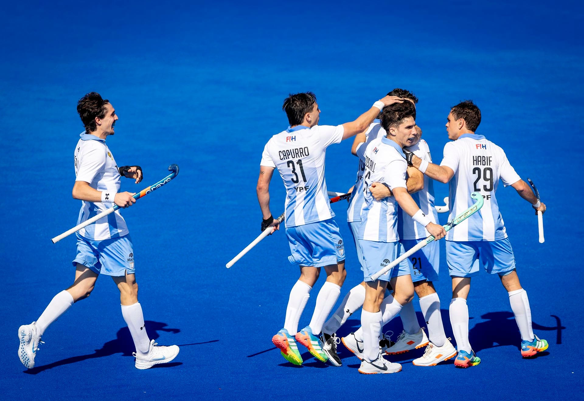 Argentina le ganó a India y espera para saber si estará en las semifinales del Mundial de hockey (Grosby)