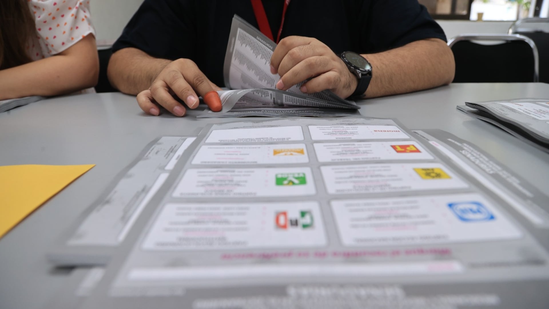 Están en juego más de 20 mil cargos locales y federales, incluida la Presidencia. Foto: Facebook/INE México