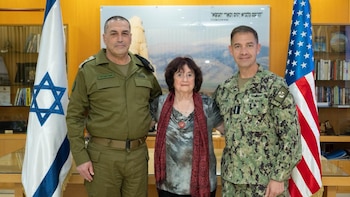 El comandante del CENTCOM se reunió con socios regionales en Medio Oriente (@CENTCOM)