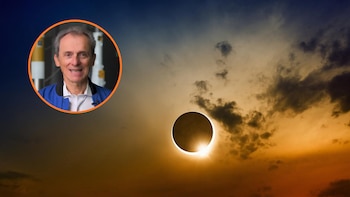 Pedro Duque, sobre el eclipse total del 12 de agosto: “El día se hará noche y veremos la corona solar, un halo de luz alrededor del disco oscuro”