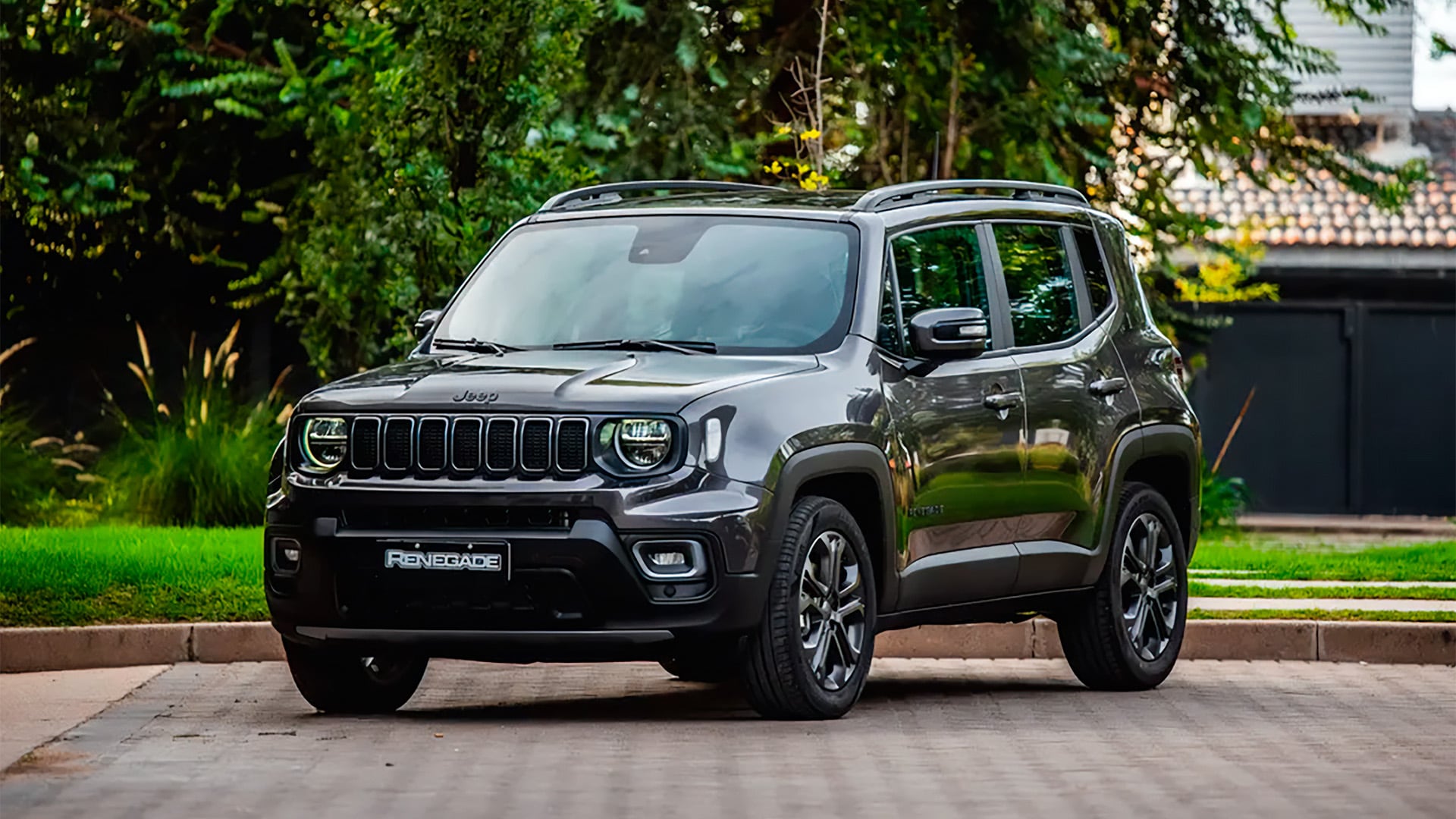 El Jeep Renegade Serie S es uno de los modelos que, además de financiación, tiene una bonificación de precio en mayo