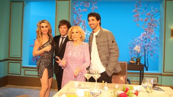 Milei se mostró anoche por