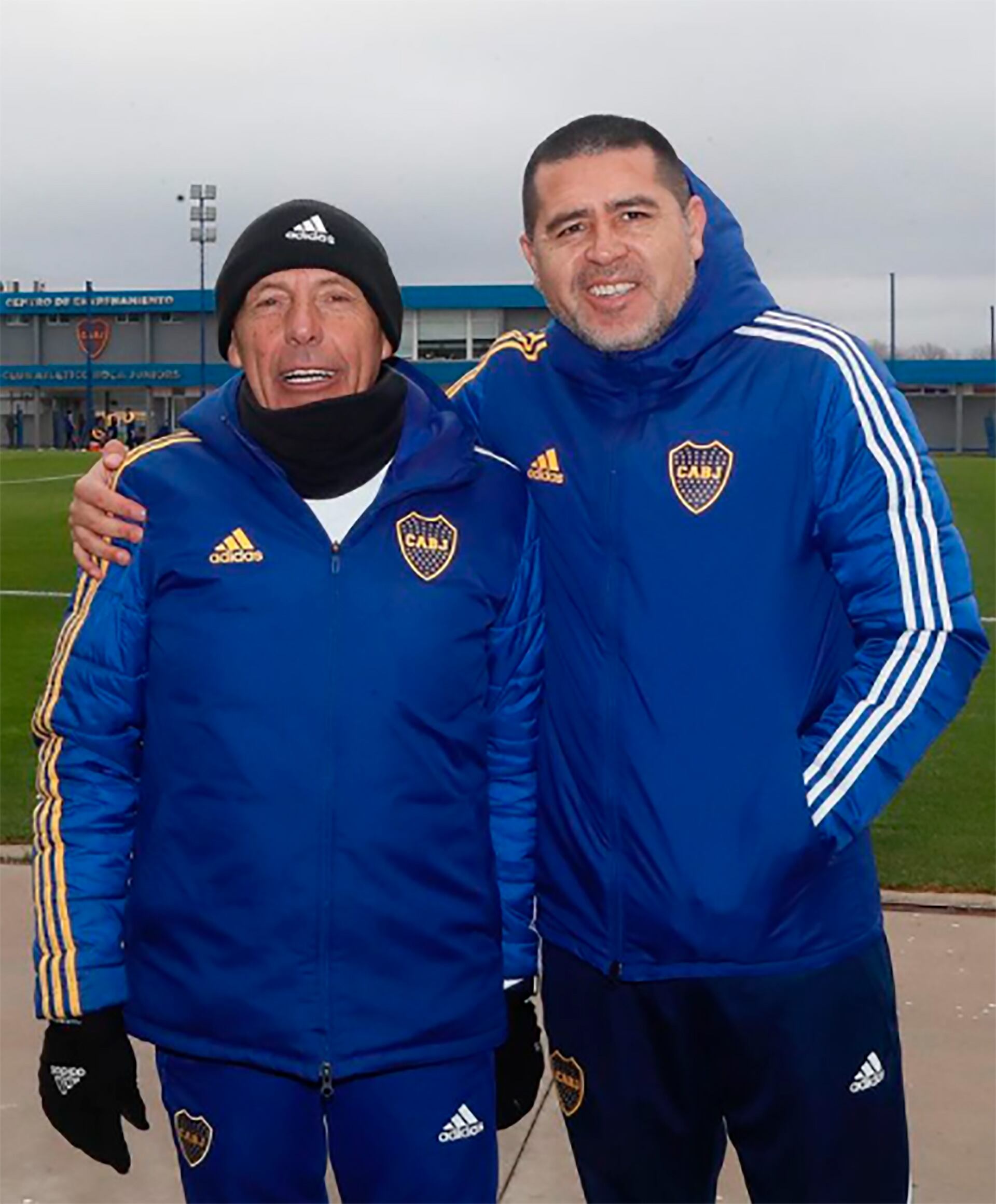 La primera foto de Miguel Russo y Riquelme, como DT y dirigente: fue en 2020