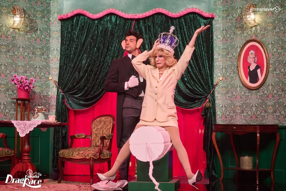 Joan Chevalier como la reina Camila en 'Drag Race España' (Atresmedia)