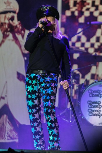 Cheap Trick - Escenario Corona