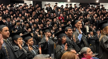 El programa impulsado por el MEP y la UNED acumula ya más de 22,900 graduados en distintas regiones de Costa Rica. Crédito: UNED