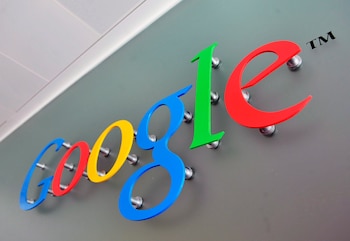 El 75% del código en Google ya es generado por IA: oportunidades y riesgos de la automatización total - EFE/Daniel Deme