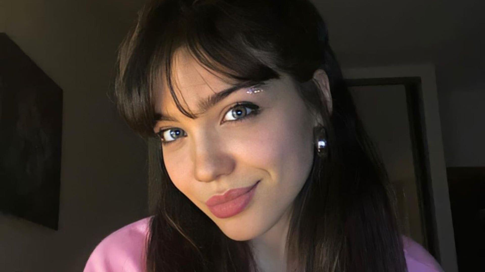 La actriz y cantante afirmó que la escritura de sus canciones fue el primer espacio en el que pudo expresar lo que vivía