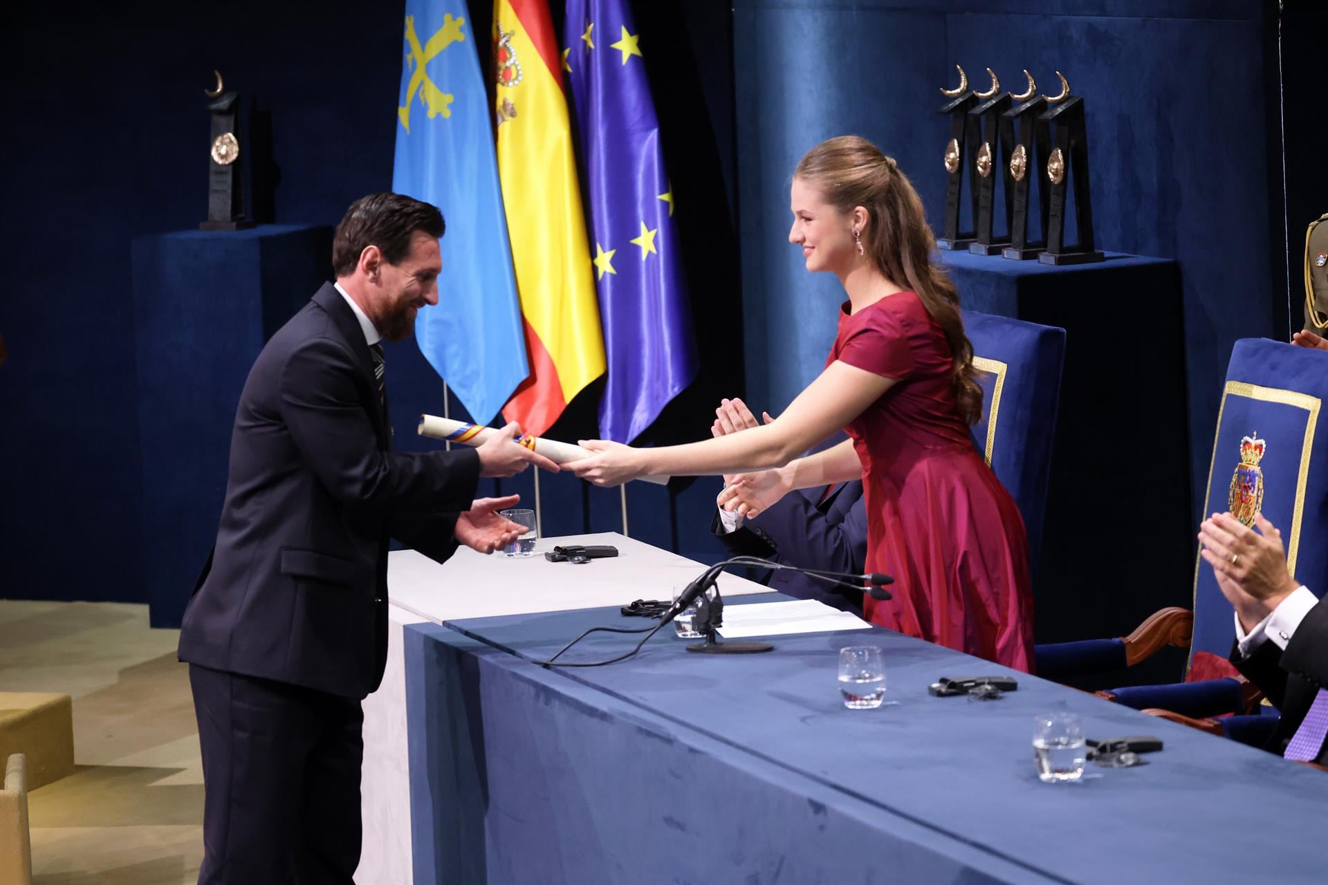 Illa a Messi tras el Premio Princesa de Asturias: "Catalunya siempre formará parte de tu historia"