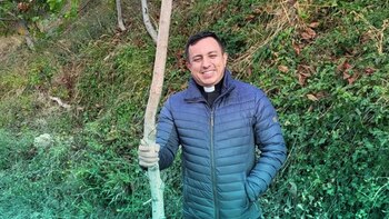 Sacerdote colombiano que dio positivo