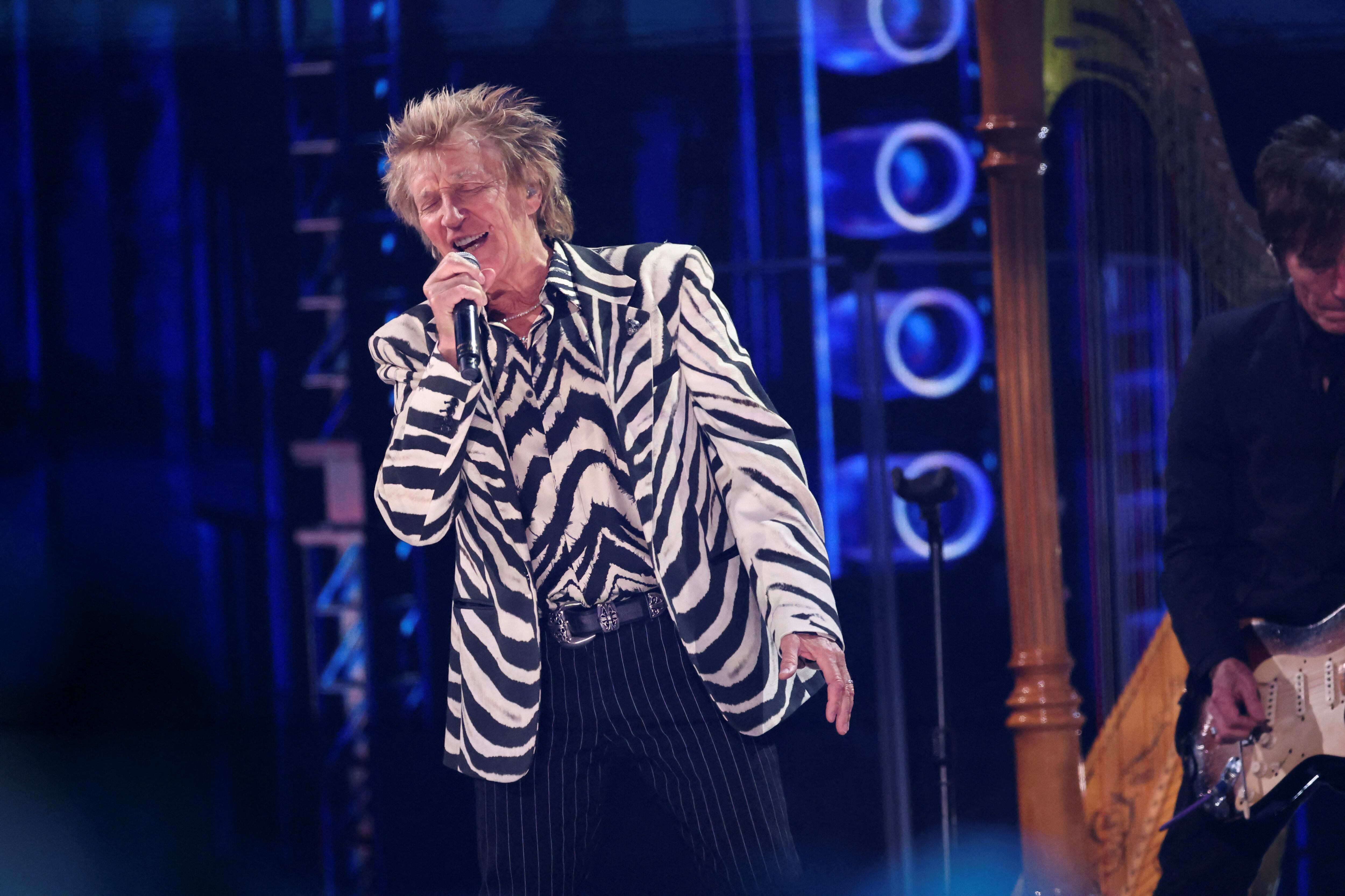 La presentación de Rod Stewart en el festival de Glastonbury podría ser cancelada. (REUTERS/Mario Anzuoni)