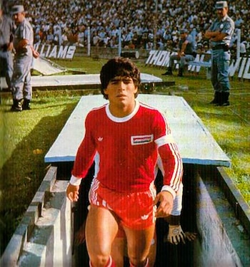 Maradona y la publicidad de Austral en Argentinos (1979-1980)