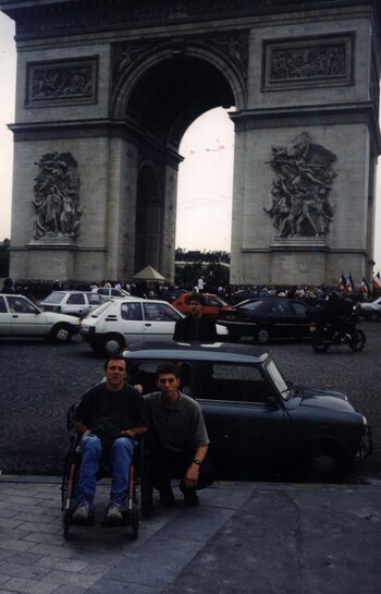 Bernardo nació en Francia, país