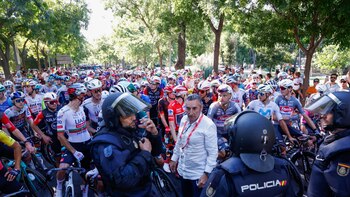 Feijóo e Israel señalan al