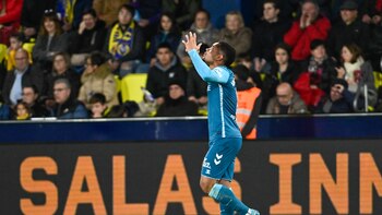 1-2. El Betis asalta La