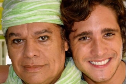 El video muestra a Juan Gabriel animando y aconsejando a Boneta durante un encuentro íntimo y creativo en estudio (IG)