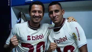 Alex Valera resalta la presencia de Gianluca Lapadula en Universitario: “Es un jugador con mucha experiencia, me está enseñando bastante”