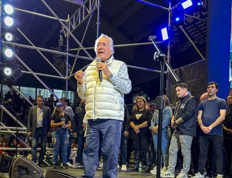 Luis Barrionuevo, en un acto del Sindicato de Gastronómicos realizado en Ferro