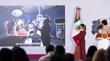 “Estamos en el mejor sistema de salud posible”: Sheinbaum presume avances tecnológicos y destaca equipos médicos con IA