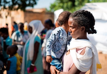 Una mujer etíope con su