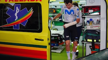 Cian Uijtdebroeks sufre una fisura