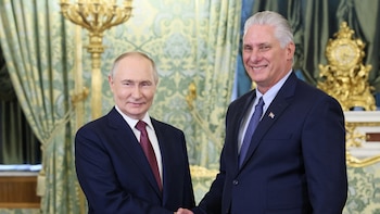 Estados Unidos sospecha que el régimen cubano brinda ayuda a Rusia en su invasión a Ucrania