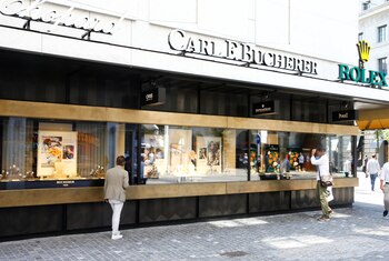 Una tienda de relojes y