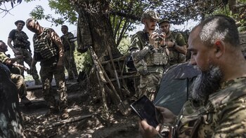 Soldados ucranianos de la 110ª